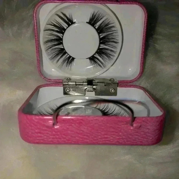 Lash style wild - Picture 2 of 4